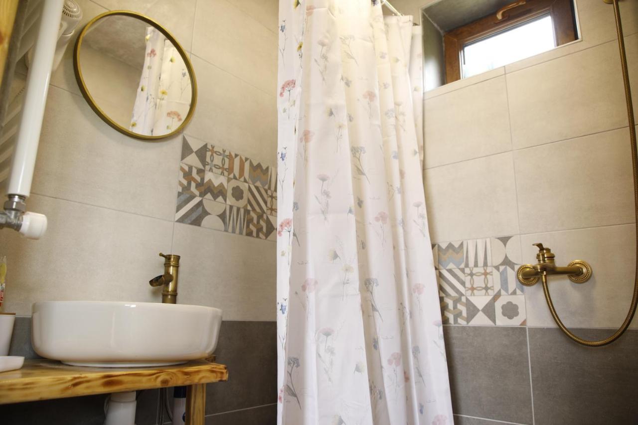 Gentry House Otel Ambrolauri Dış mekan fotoğraf
