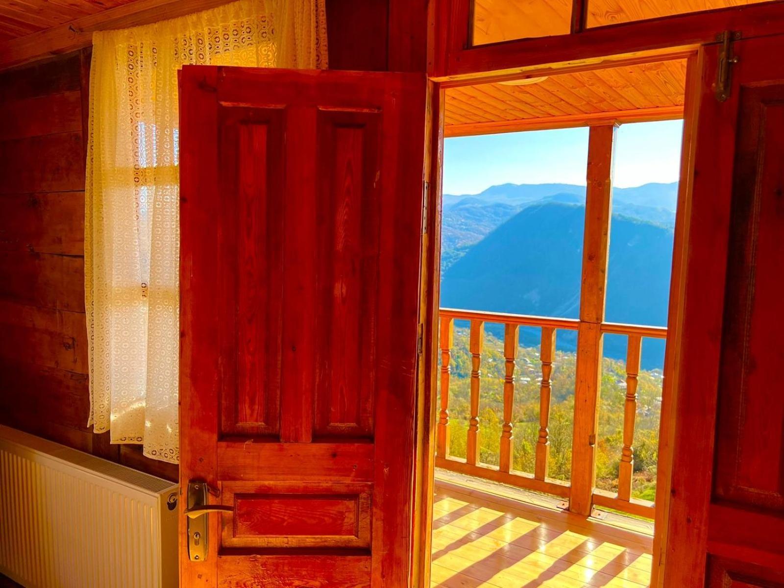 Gentry House Otel Ambrolauri Dış mekan fotoğraf